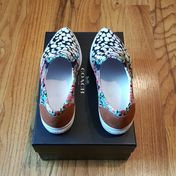 ♥ Coach Leather slip on Loafers size 6 - Picture 7 of 10